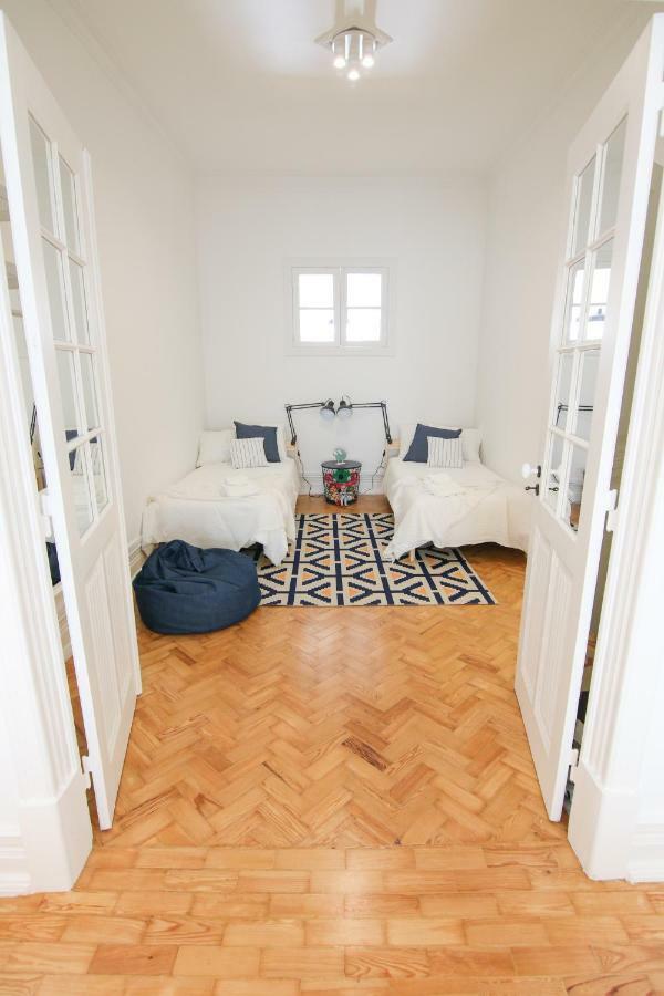 Amazing Fully Renovated In Center Apartment Lissabon